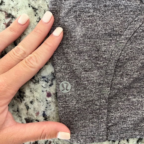 Lululemon Run Times Shorts 4 inch - Picture 3 of 3